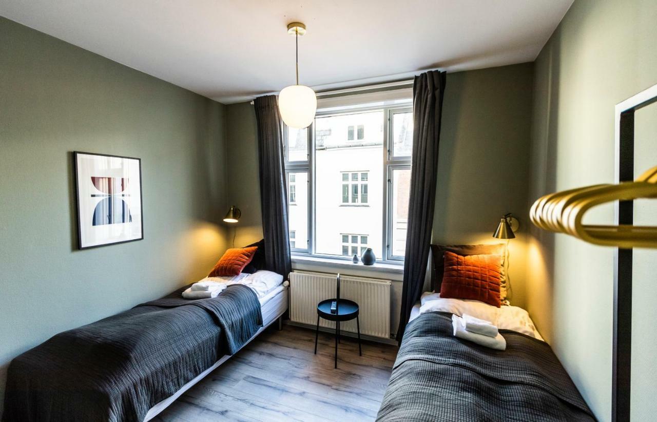 Hotel Postgaarden Конгенс Лингби Екстериор снимка